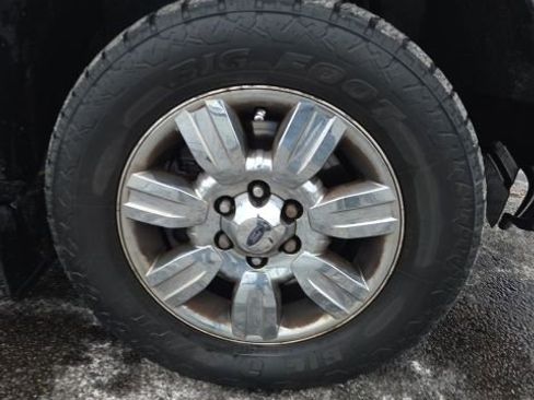 Used 2011 Ford F150 XLT w/ XTR Pkg image 6