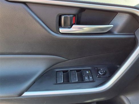 Used 2024 Toyota RAV4 XLE image 40