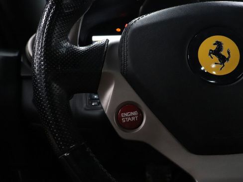 Used 2010 Ferrari California image 15