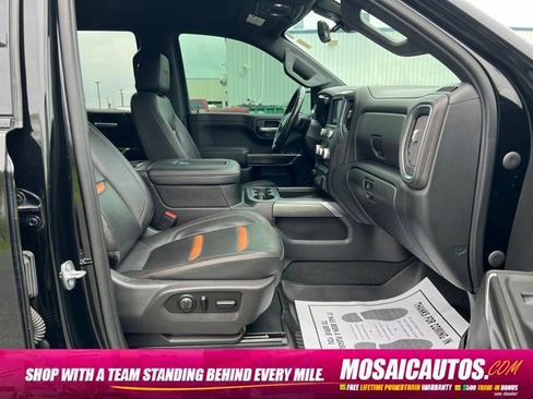 Used 2021 GMC Sierra 1500 AT4 w/ AT4 Premium Package AWD/4WD image 9