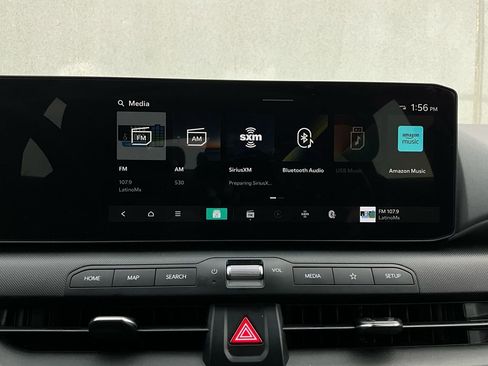 Used 2025 Kia K4 LXS image 31