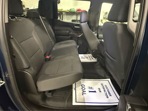 Used 2019 GMC Sierra 1500 SLE image 18