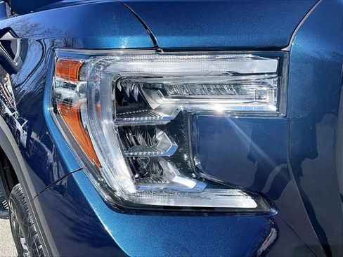 Used 2020 GMC Sierra 1500 AT4 image 31