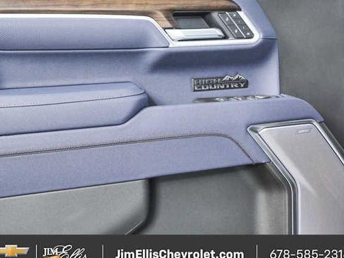 New 2026 Chevrolet Silverado 1500 High Country AWD/4WD image 6