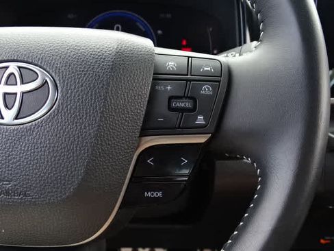 Certified 2025 Toyota Camry SE FWD image 35