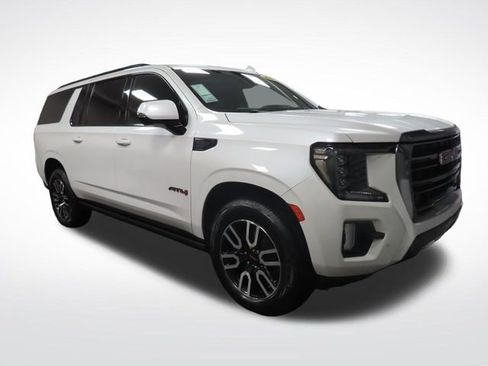 Used 2023 GMC Yukon XL AT4 AWD/4WD image 8