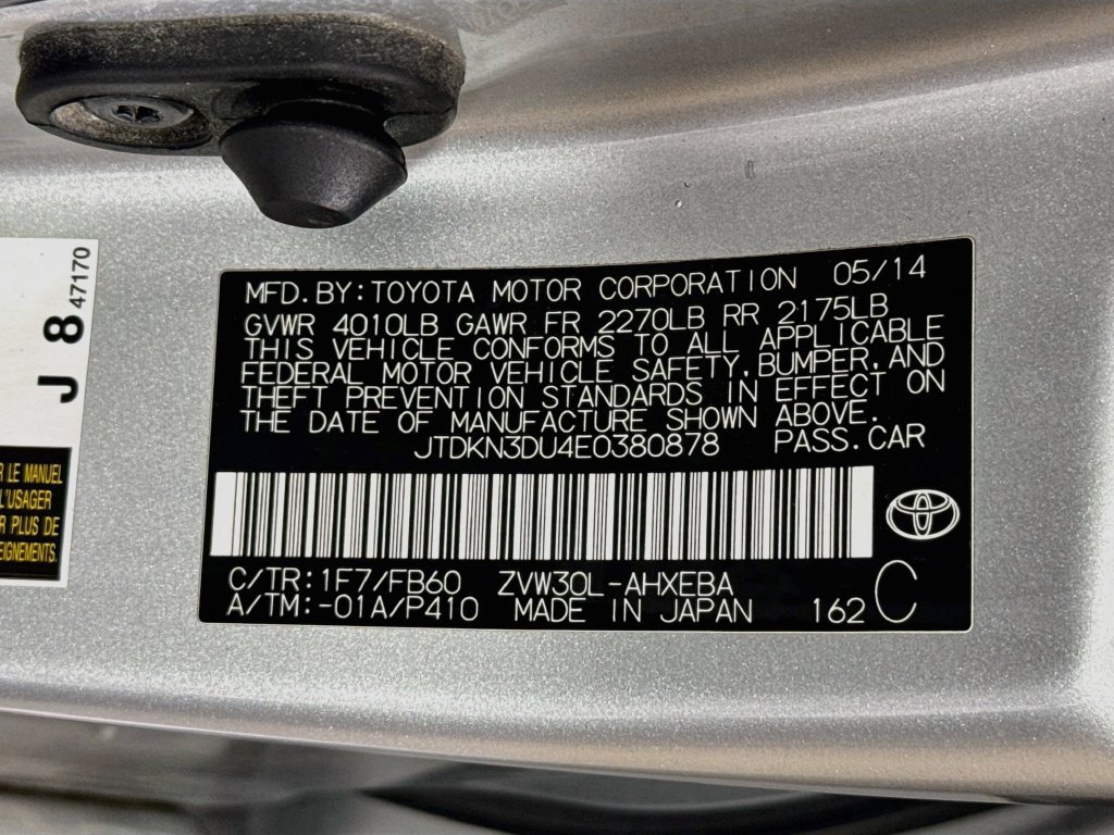Used 2014 Toyota Prius Three FWD image 38