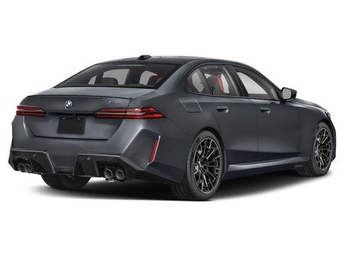 New 2026 BMW M5 w/ Carbon Package image 2