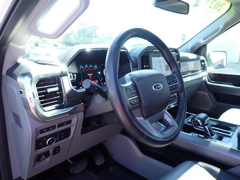 Used 2022 Ford F150 Lariat AWD/4WD image 16