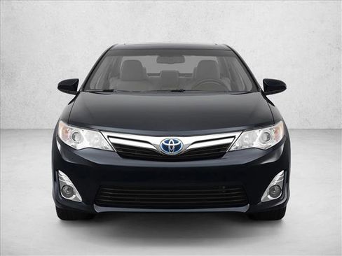 Used 2012 Toyota Camry XLE w/ Convenience Pkg image 2