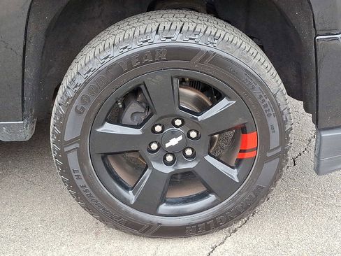 Used 2018 Chevrolet Silverado 1500 LT w/ Redline Edition image 8