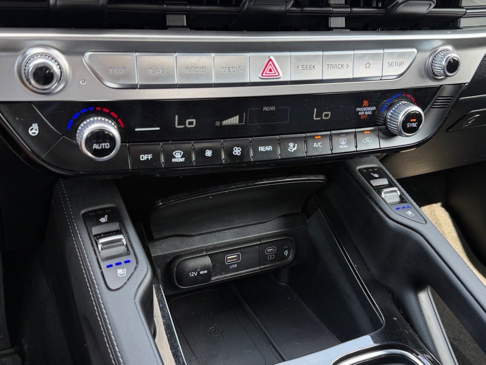 Used 2024 Kia Telluride EX X-Line AWD/4WD image 25