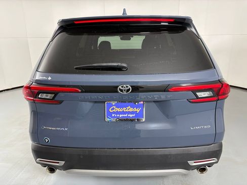 Used 2024 Toyota Grand Highlander AWD Hybrid image 8
