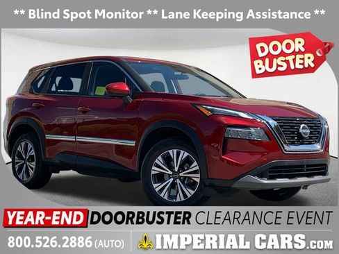 Used 2023 Nissan Rogue SV image 1