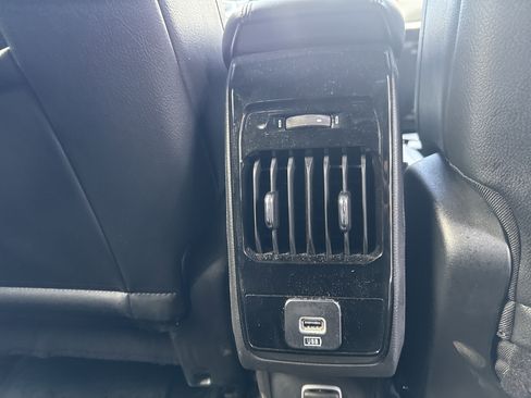 Certified 2022 Jeep Compass Limited w/ Sun and Sound Group image 13