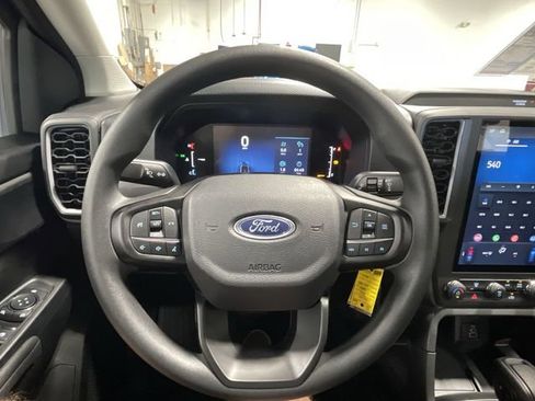 Used 2025 Ford Ranger XL w/ Trailer Tow Package image 15