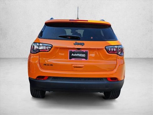 New 2026 Jeep Compass Latitude w/ Sun and Sound Group image 7