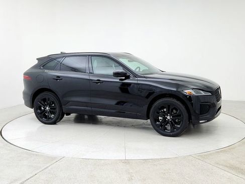 New 2025 Jaguar F-PACE R-Dynamic S image 3