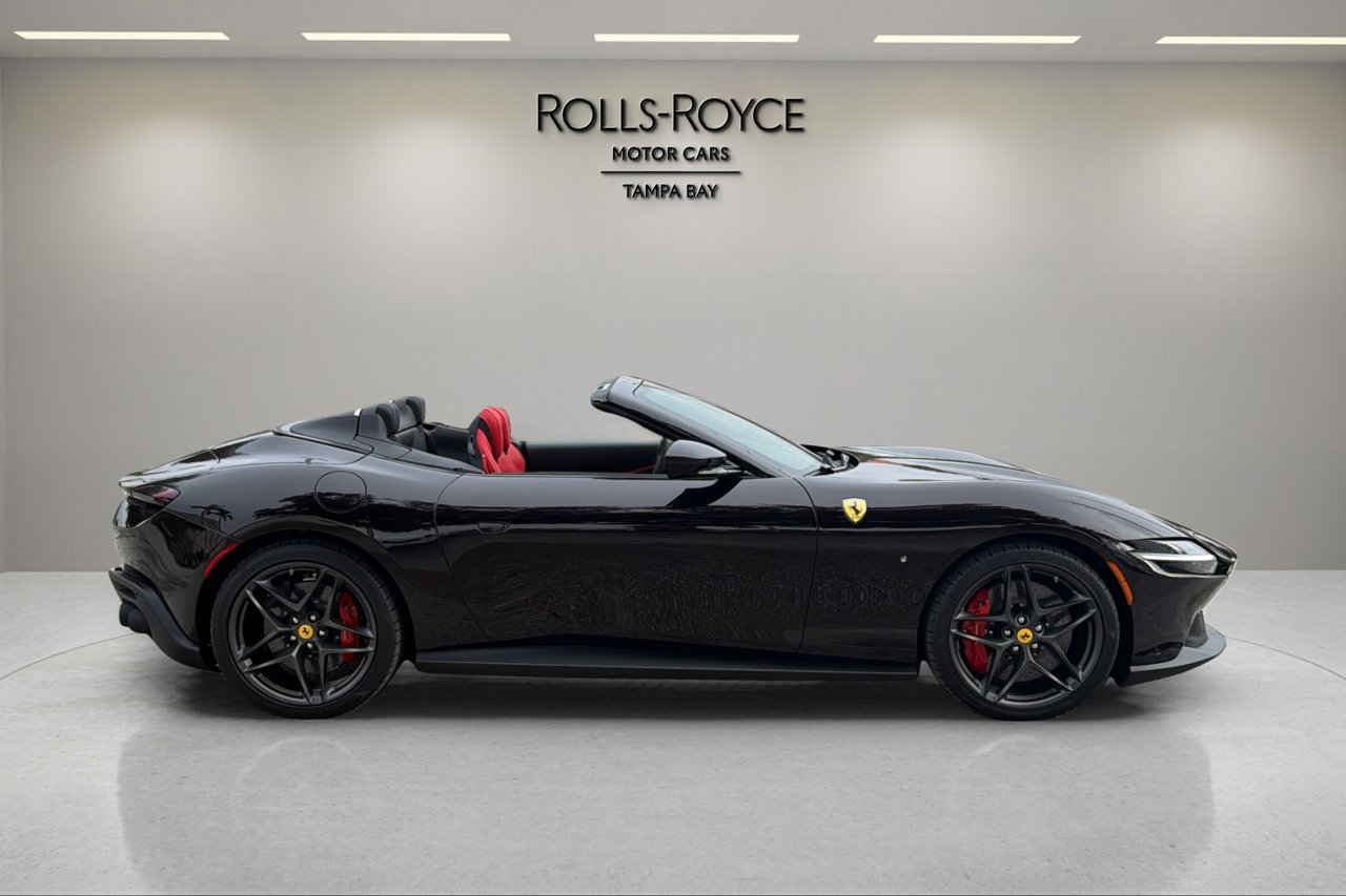 Used 2025 Ferrari Roma Spider RWD image 6