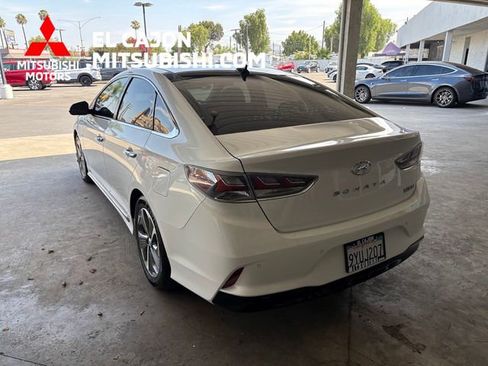 Used 2018 Hyundai Sonata Limited w/ Ultimate Package 02 FWD image 5