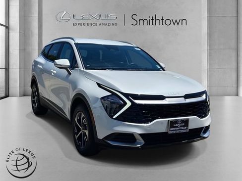 Used 2023 Kia Sportage EX AWD/4WD image 1