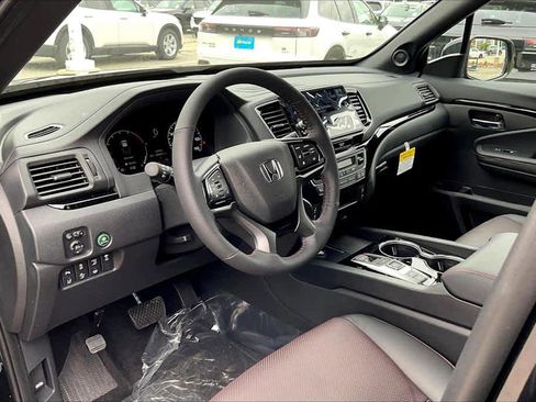 New 2026 Honda Ridgeline Black Edition image 8