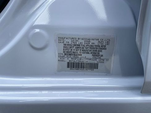 New 2025 Nissan Versa SV w/ Trunk Package image 38