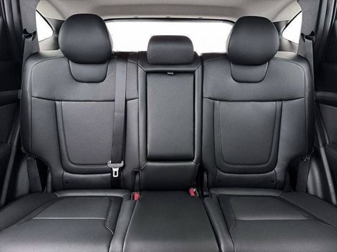 New 2026 Hyundai Tucson Limited FWD image 16