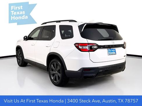 New 2026 Honda Pilot Sport image 6