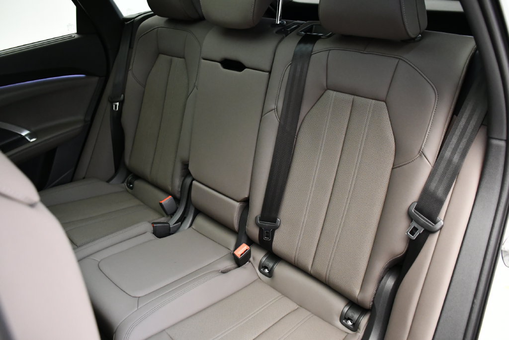 Used 2025 Audi Q5 Premium w/ Premium Plus AWD/4WD image 42