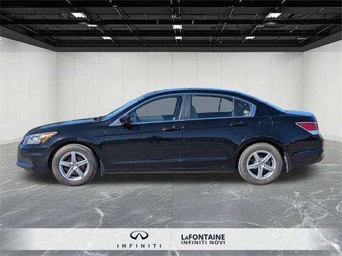Used 2012 Honda Accord LX image 2