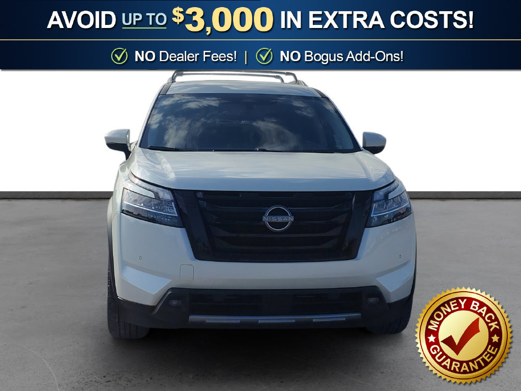 Used 2023 Nissan Pathfinder SL w/ Black Appearance Package FWD image 11