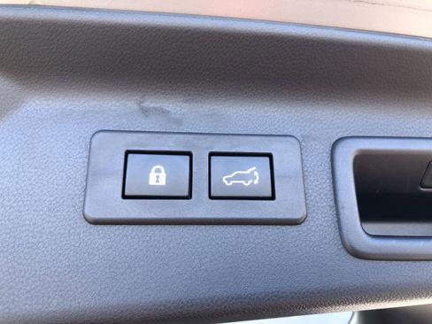 Used 2025 Subaru Forester Premium image 10