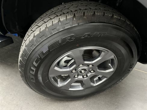 Used 2024 Ford Bronco Big Bend image 10