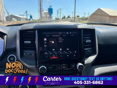 Used 2025 RAM 1500 Warlock AWD/4WD image 17