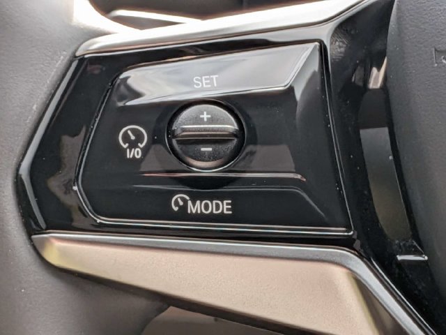 Used 2024 BMW i5 eDrive40i w/ M Sport Package RWD image 29