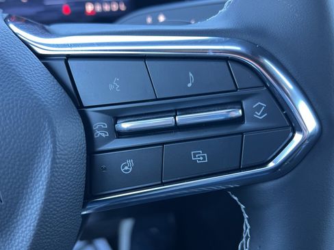 New 2026 Chevrolet Traverse LT w/ Midnight/Sport Edition image 7