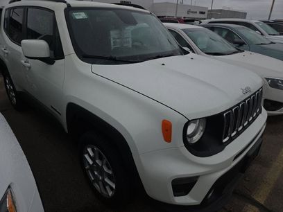 Used 2019 Jeep Renegade Latitude w/ Cold Weather Group