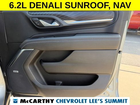 Used 2023 GMC Yukon Denali AWD/4WD image 26