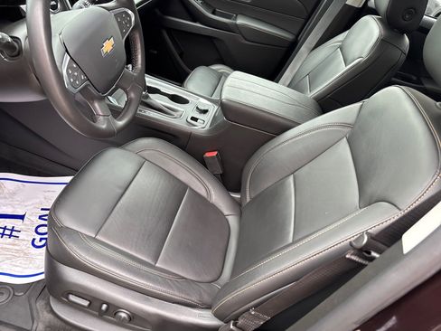 Used 2020 Chevrolet Traverse LT w/ LT Premium Package AWD/4WD image 5