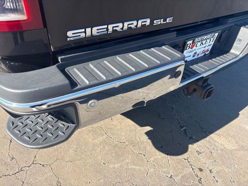 Used 2010 GMC Sierra 2500 SLE w/ SLE Preferred Package AWD/4WD image 10