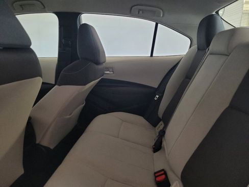 Used 2021 Toyota Corolla LE FWD image 18