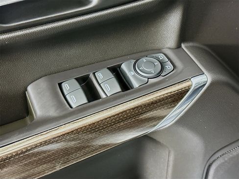 Used 2020 Chevrolet Silverado 1500 RST w/ All-Star Edition image 19