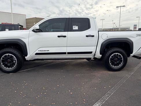 New 2026 Toyota Tacoma TRD Off-Road image 3