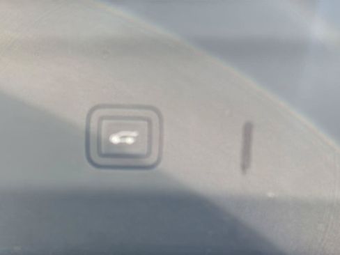 Certified 2025 GMC Yukon Denali AWD/4WD image 19