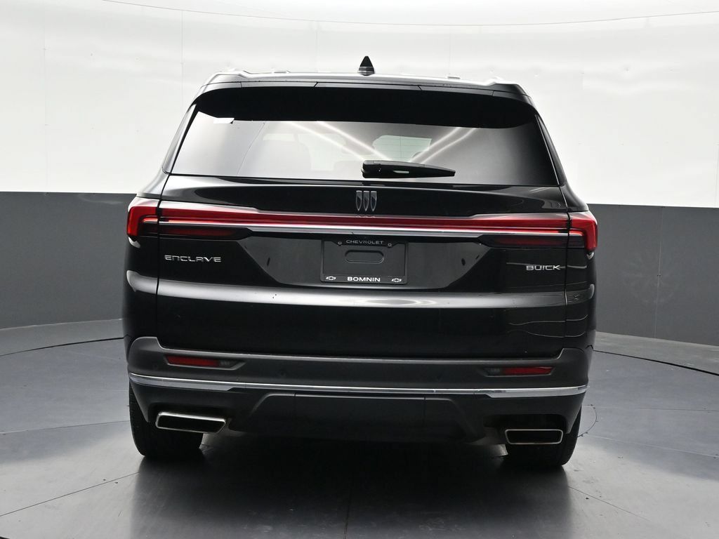 Used 2025 Buick Enclave Preferred w/ Power Package FWD image 4