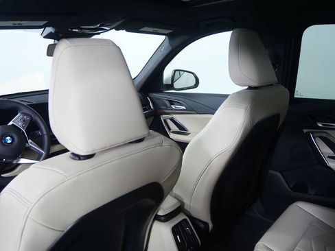 Used 2025 BMW X1 xDrive28i w/ Convenience Package image 16