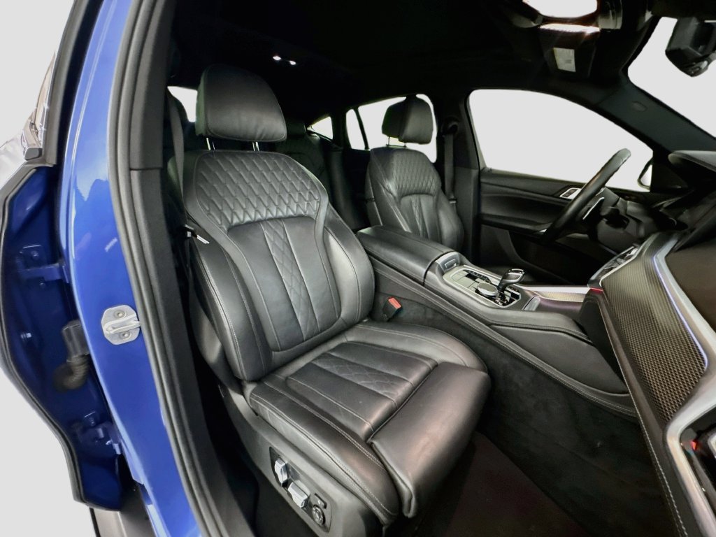Used 2020 BMW X6 M50i w/ Premium Package AWD/4WD image 31