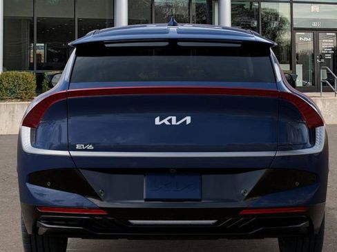 New 2025 Kia EV6 Light w/ Light LR Technology Package image 14