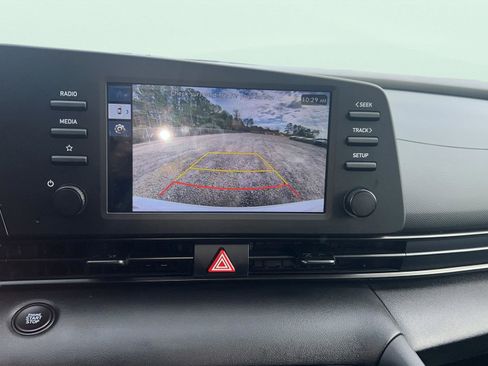 Certified 2025 Hyundai Elantra Sport image 15